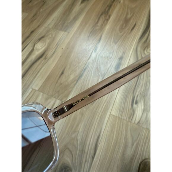 J. McLaughlin Women’s Oversized Rose Colored Sunglasses - Picture 4 of 9